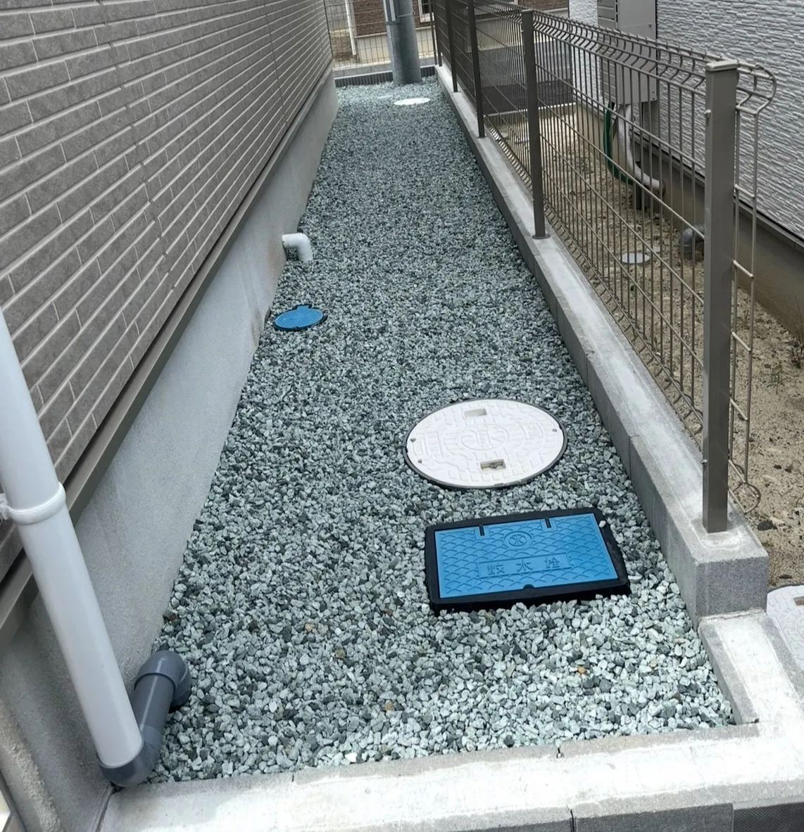 仙台・宮城で雑草対策をするなら？<br>人工芝・砂利・外構工事で後悔しない方法。
