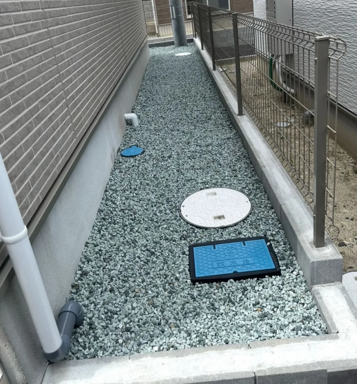 【施工事例】砂利敷きでお庭まわりをすっきり快適に